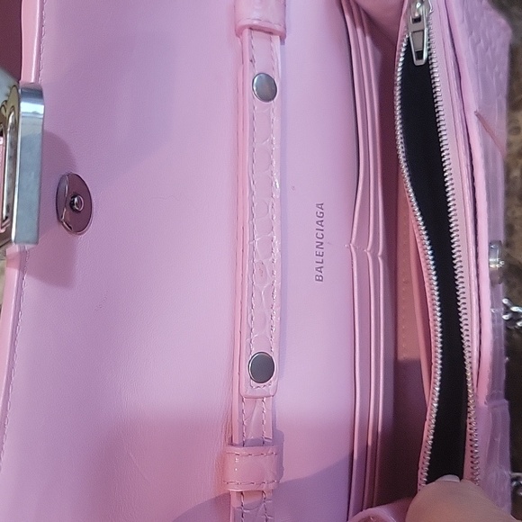 BALENCIAGA BAG ~ Pink - Picture 5 of 8